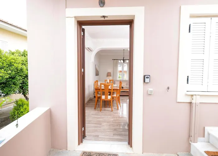 Gaia Escape, Appartement Sinarádes